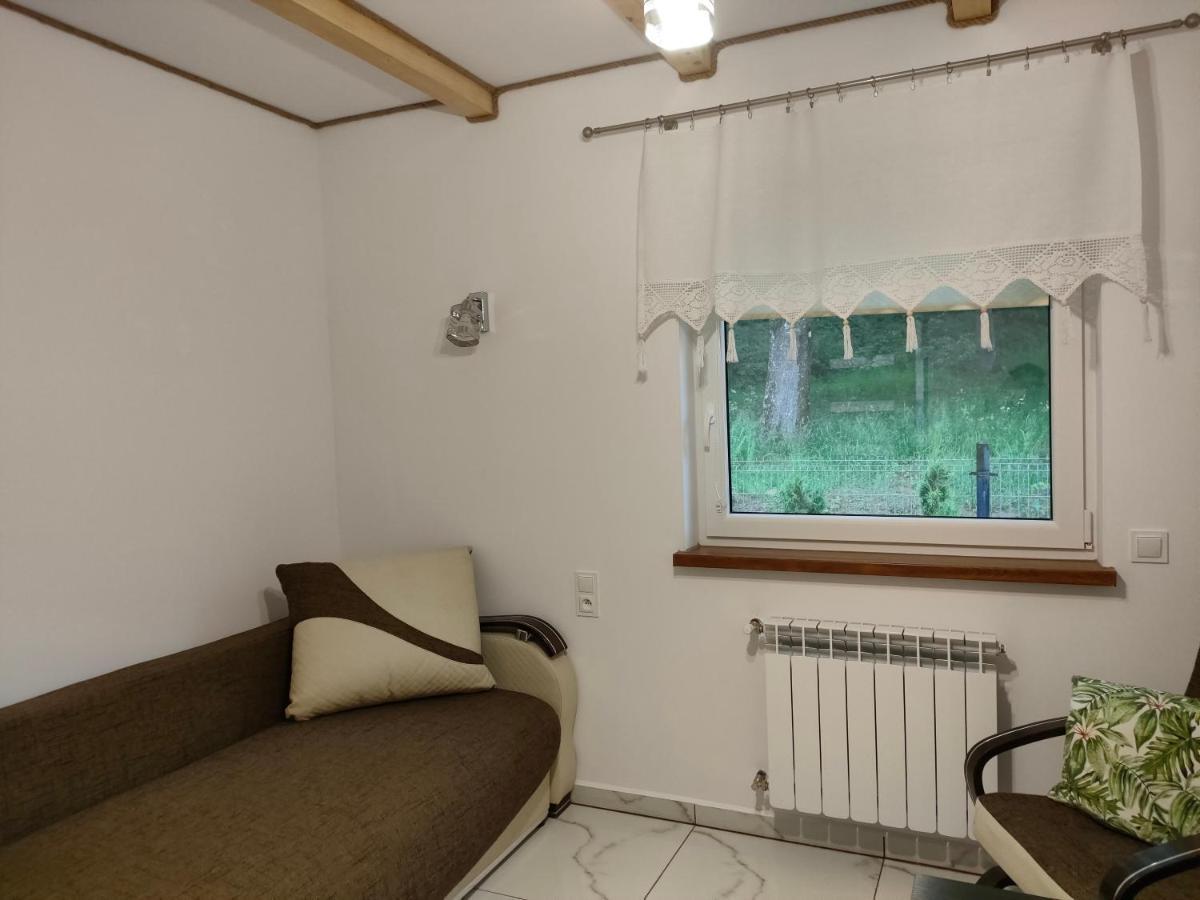 Domki I Pokoje U Borsa Леско Экстерьер фото